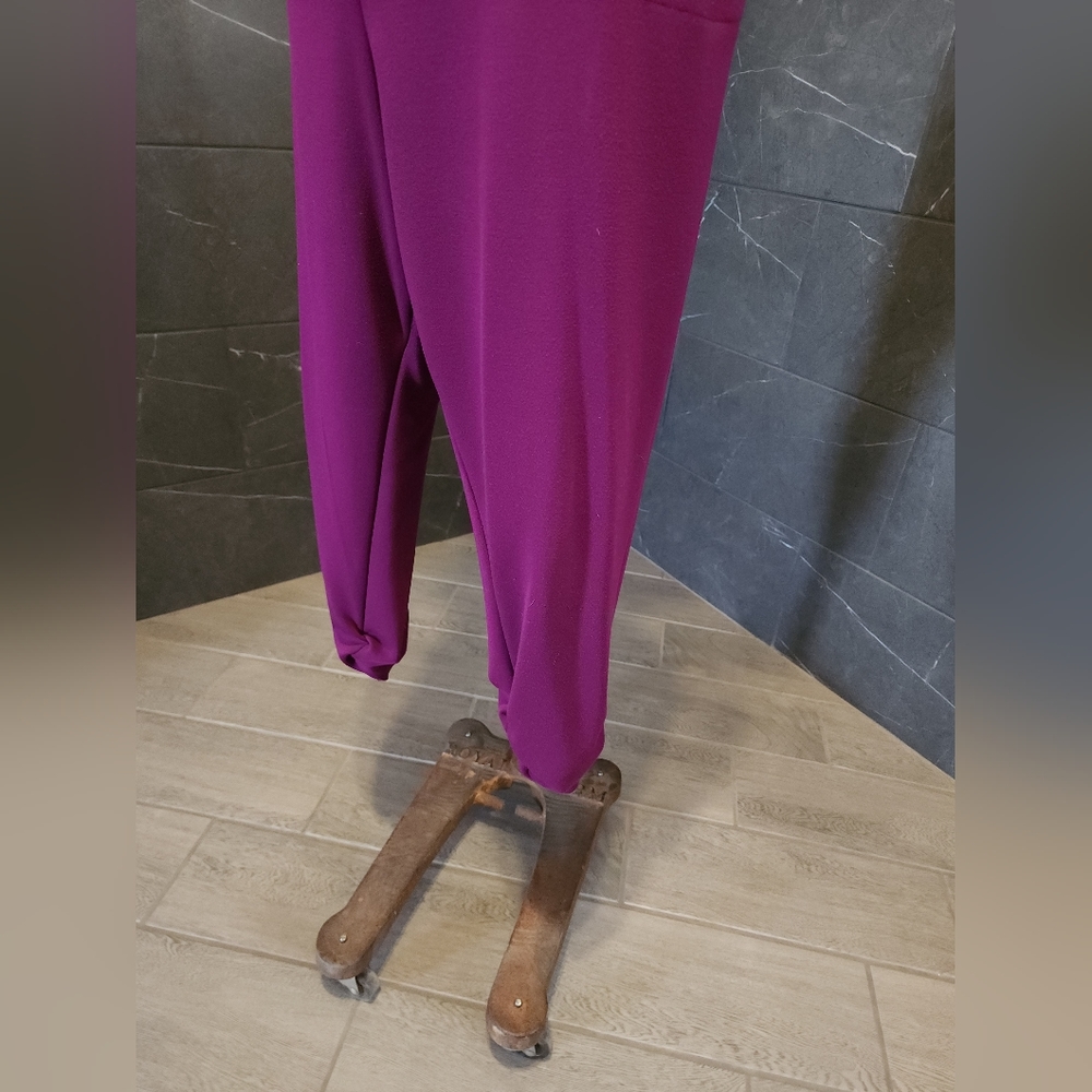 Torrid Studio Crop Pants w/pockets - Picture 2 of 5